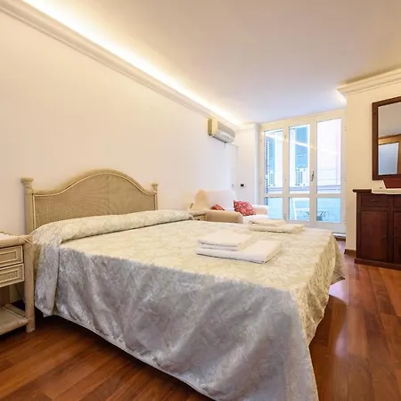Apartamento Via Avvocata 25 Nápoles